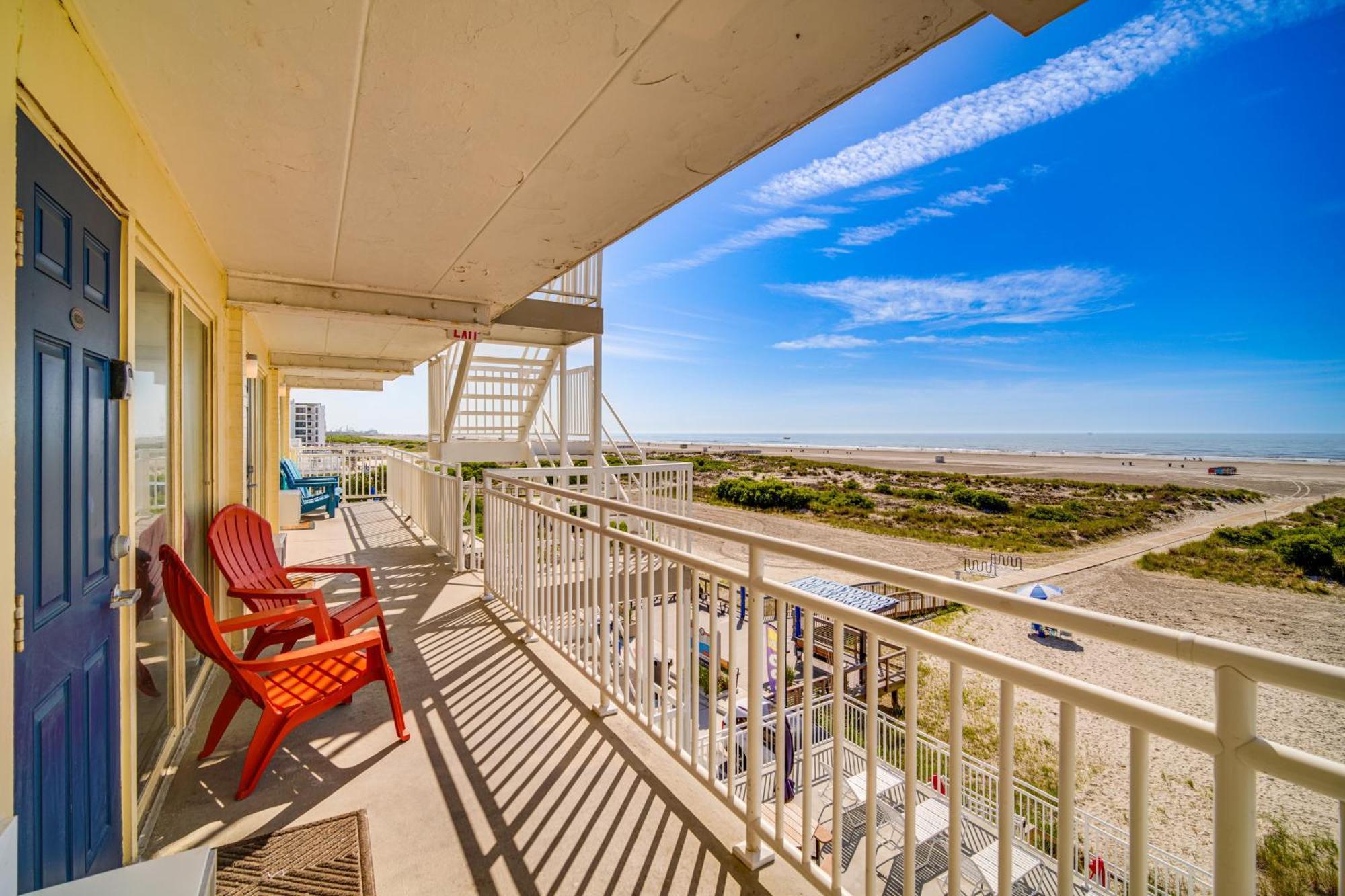Sun-Soaked Wildwood Getaway, 6 Mi To Cape May! Wildwood Crest Exterior photo